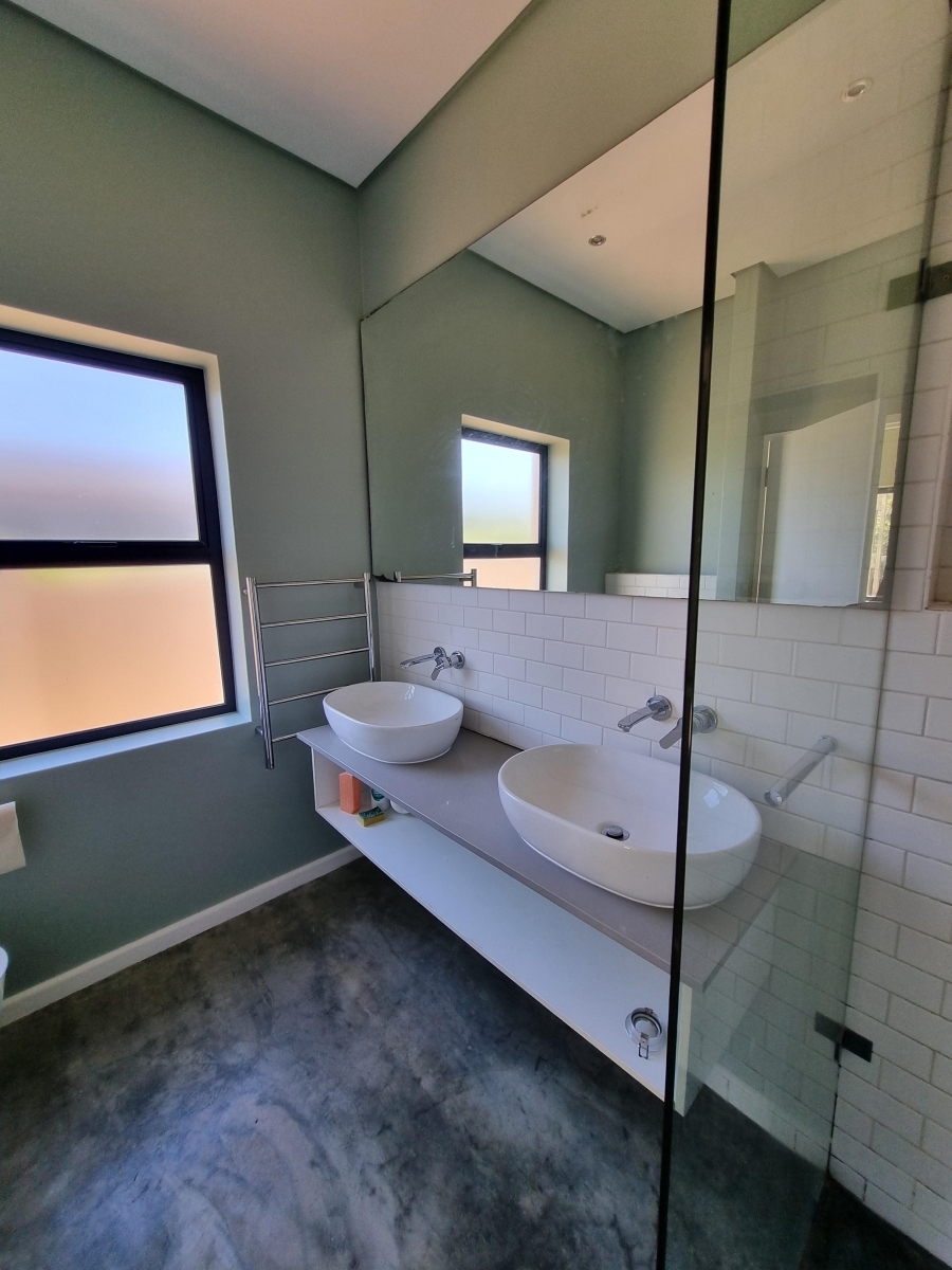 To Let 3 Bedroom Property for Rent in Croydon Western Cape